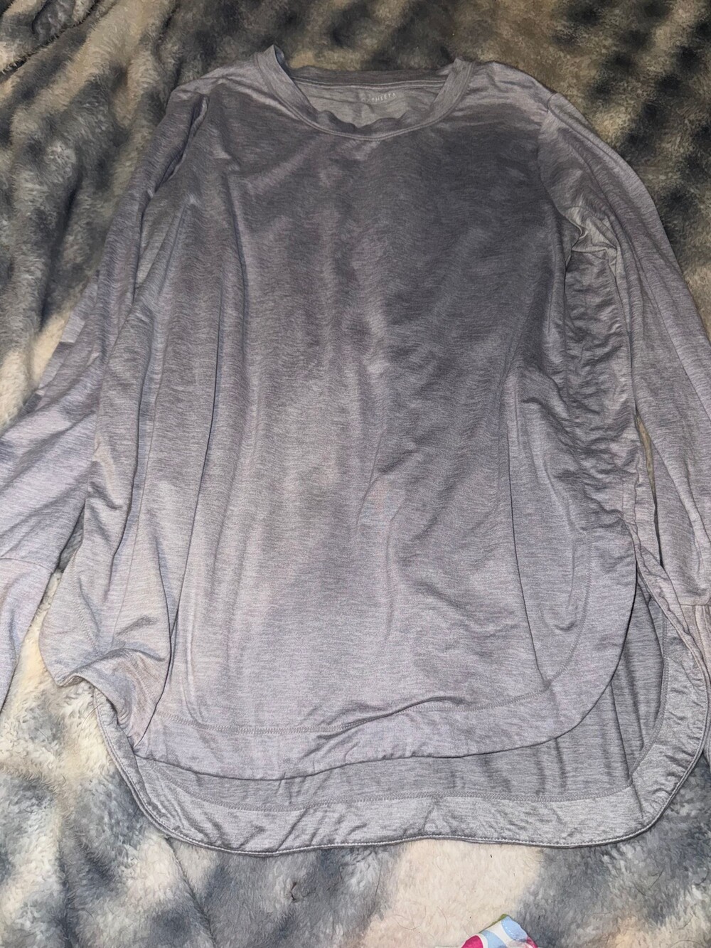 Athleta Long Sleeve Light Gray Spandex Top size large